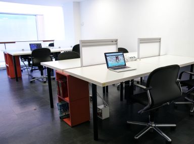 Puestos de coworking flexibles en Barcelona | Puestos de trabajo en centro de Barcelona Oficina 24